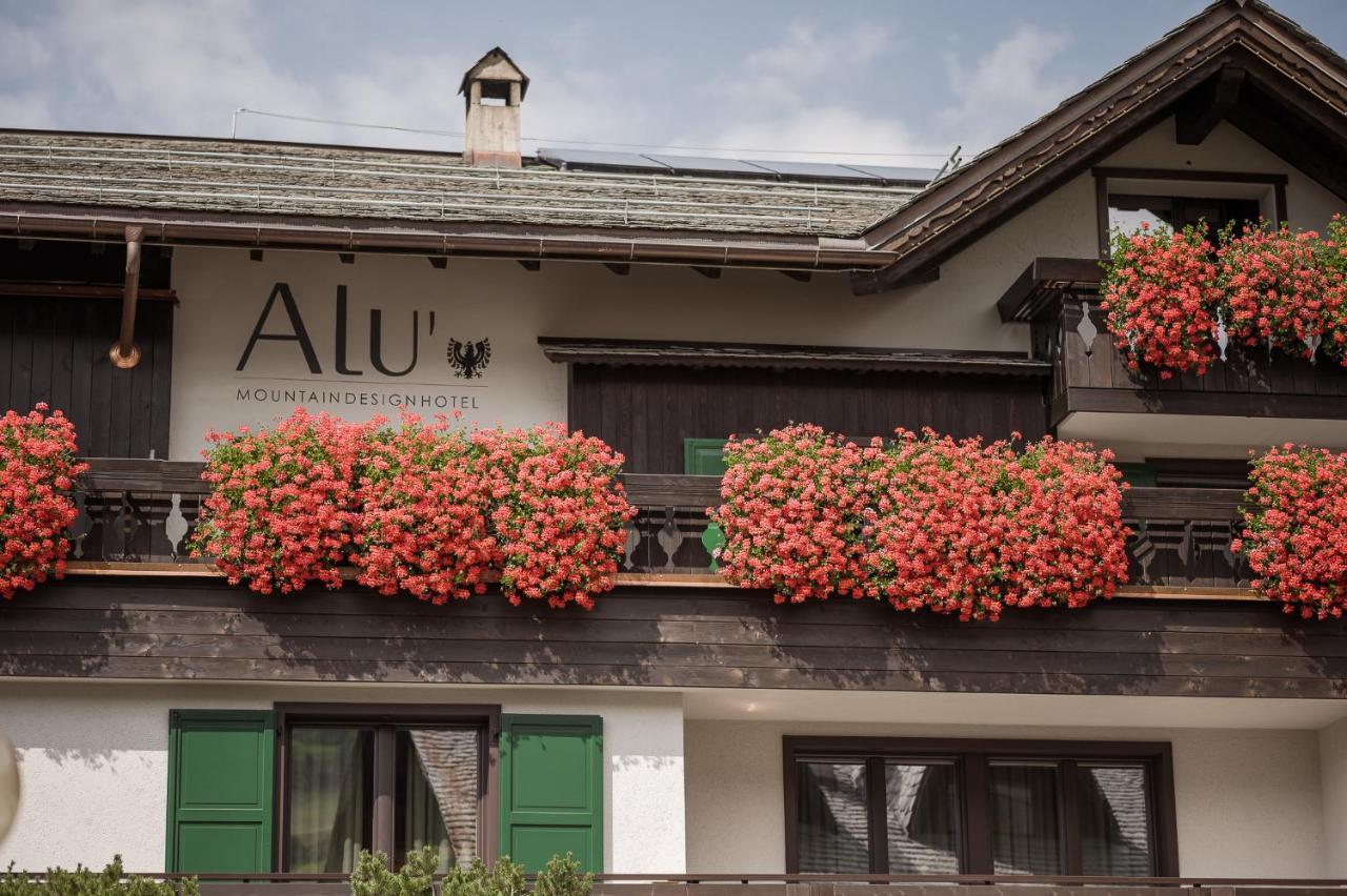 Hotel Alu Mountain Design Бормио Экстерьер фото